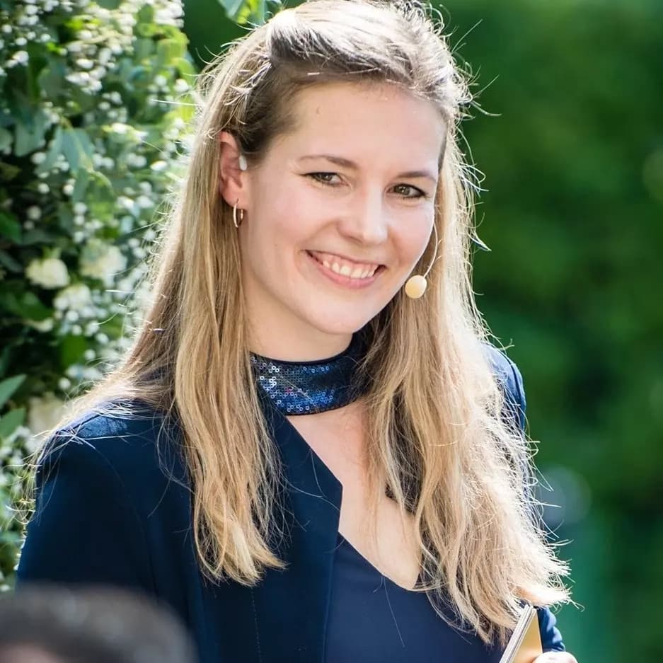 Evelyne Ekdahl Zeremonien 4