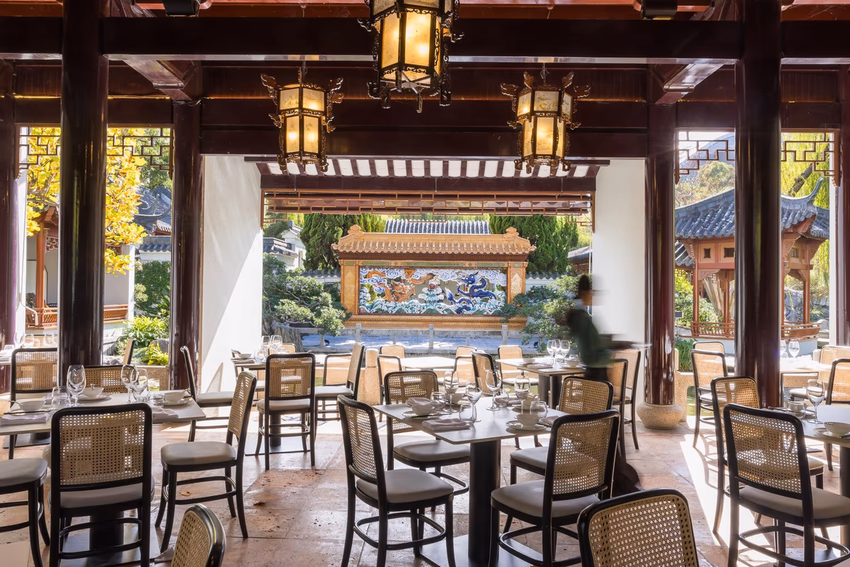 One Dining Teahouse and Restaurant